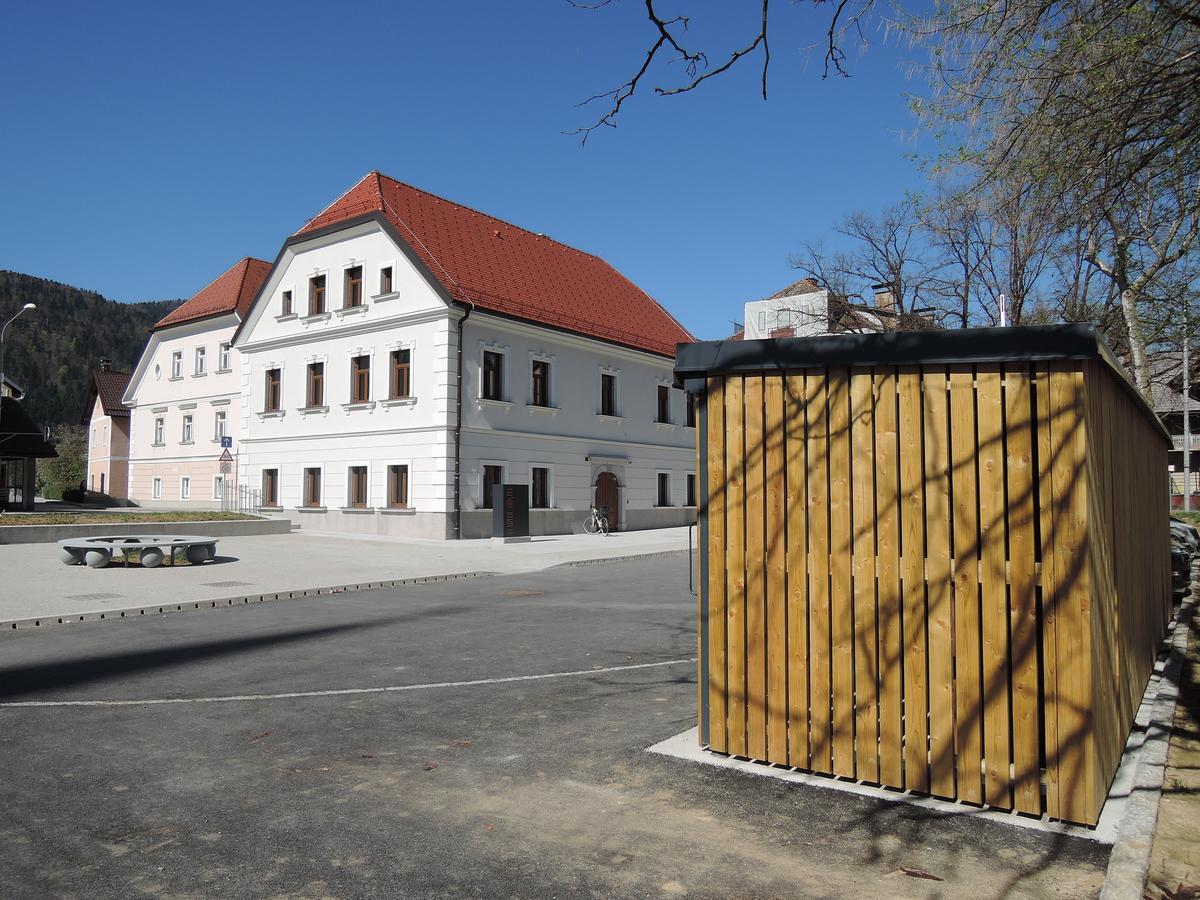 Hostel Bearlog Kocevje Exterior photo